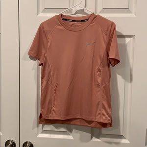 Women’s Nike dri-fit t-shirt